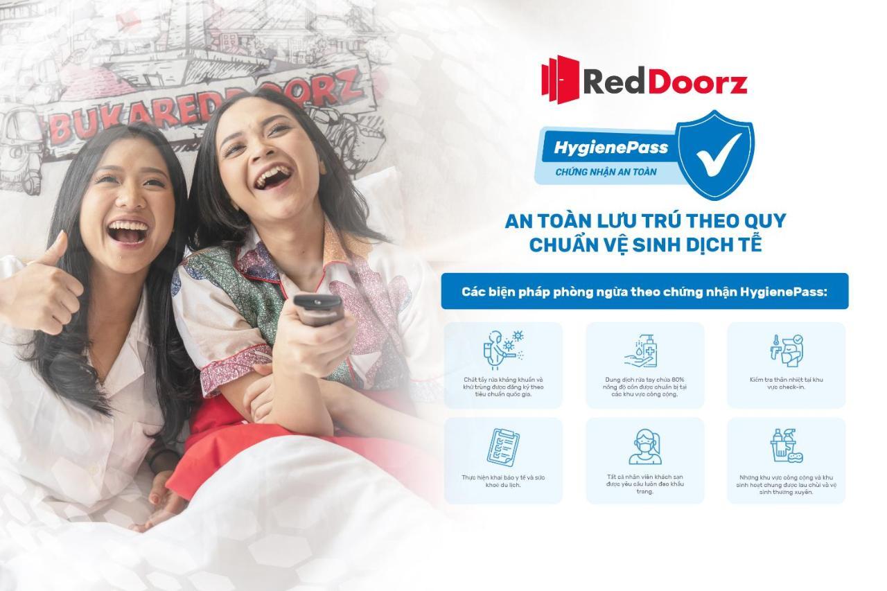 مدينة هوشي منه Reddoorz Bamboo Saigon Hotel Su Van Hanh المظهر الخارجي الصورة